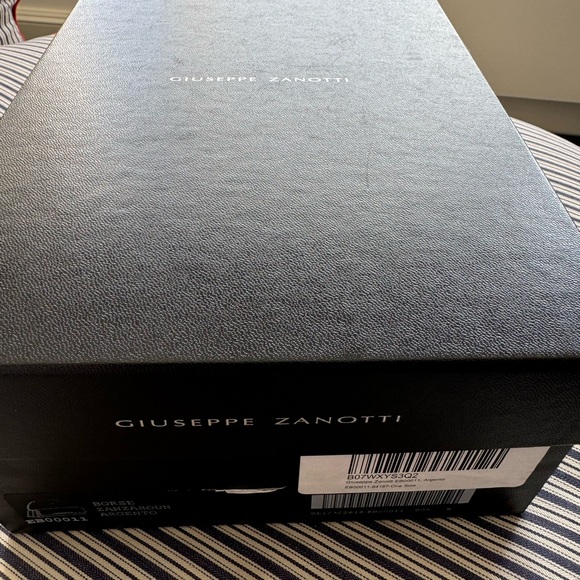 NWT , Giuseppe Zanotti Borse Crocodile Embossed Silver Clutch Bag. - Picture 3 of 9